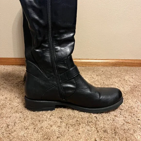 Tall Black Boots with calf elastic & cute buckle! Size 11 - Picture 8 of 10